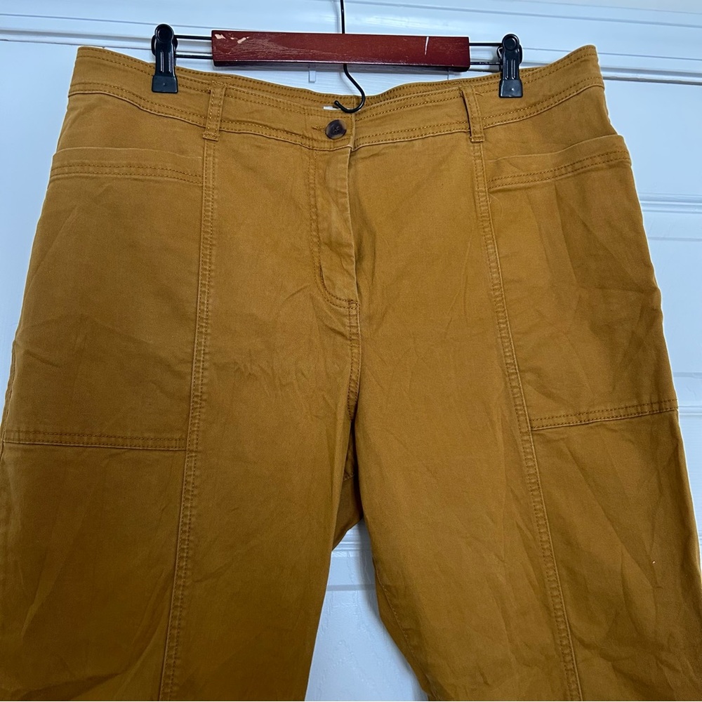 Boden Pocket Chino Pants in Camel size 14L - Picture 3 of 6